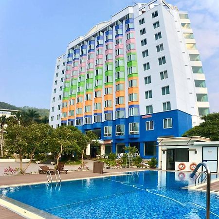 Aloha Halong Hotel Ha Long Bagian luar foto