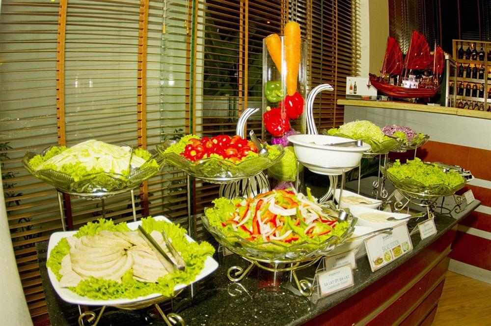 Aloha Halong Hotel Ha Long Bagian luar foto