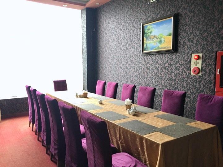 Aloha Halong Hotel Ha Long Bagian luar foto