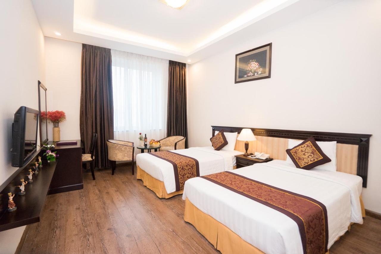 Aloha Halong Hotel Ha Long Bagian luar foto